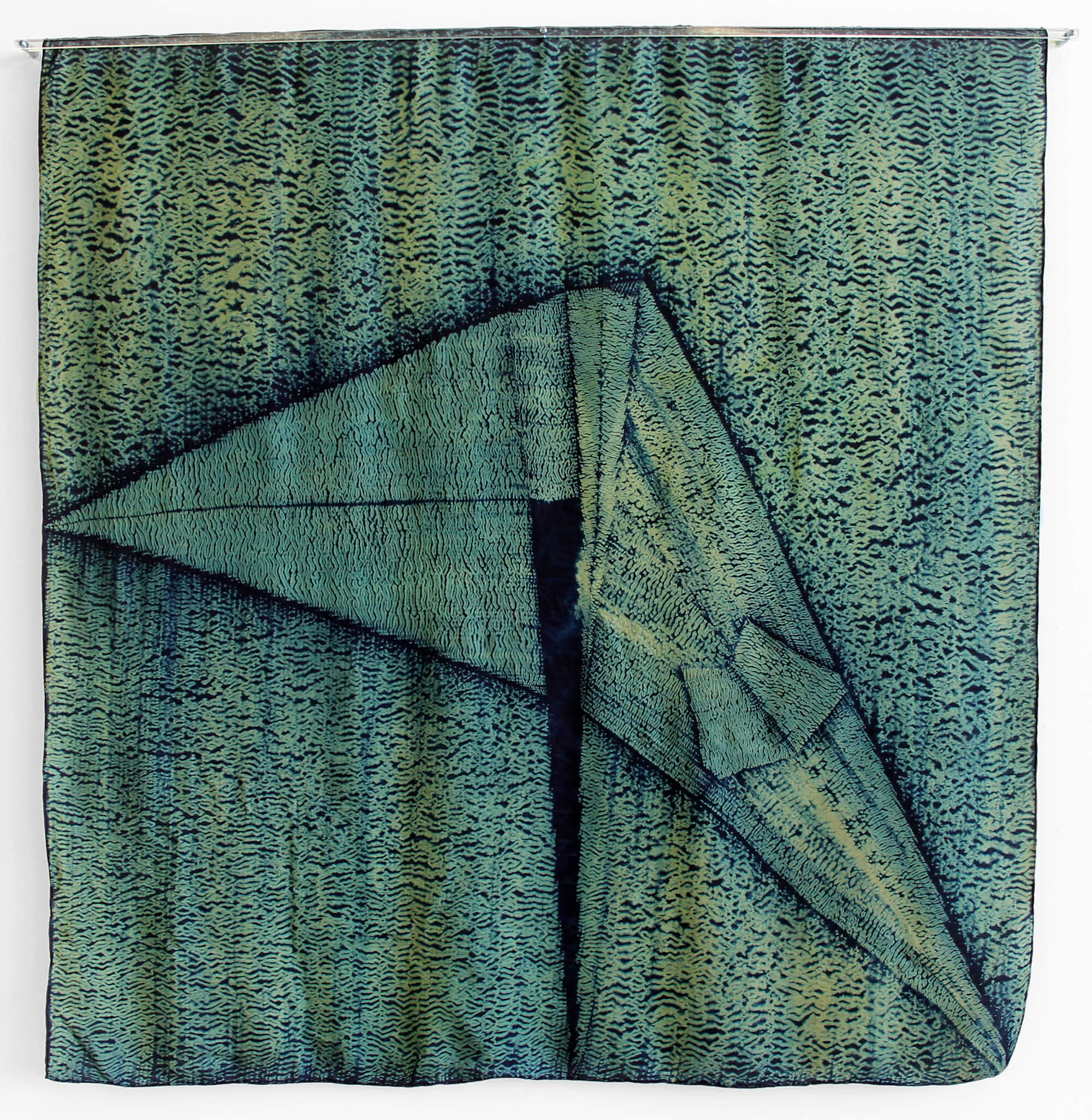 Kite by artist Davana Robedee, tutor at Atelier Clos Mirabel, France.