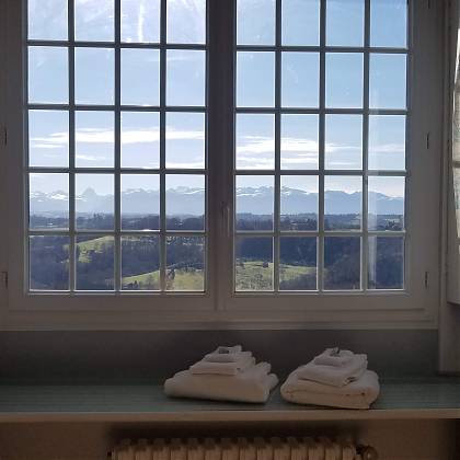 Southbedroom view onto the Pyrenees