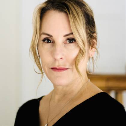 The portrait of this tutor.