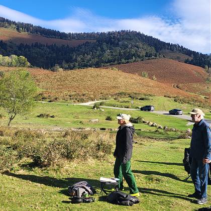 Sketching in mountains with Róisín Curé France.