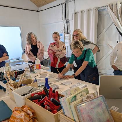 Drypoint demo with Sam Marshall at Atelier Clos Mirabel.