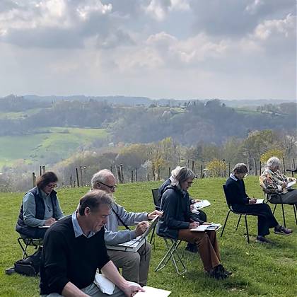 Group sitting and sketching at Clos Mirabel with Rita Sabler.