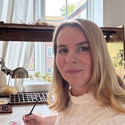 The portrait of this tutor.