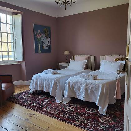 Clos Mirabel Atelier, Pink bedroom with double or twin beds. 